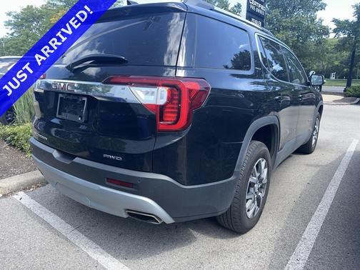 2023 GMC Acadia AWD SLT