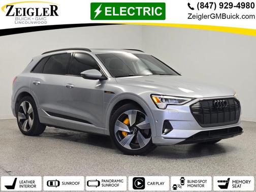 2022 Audi e-tron Premium Plus