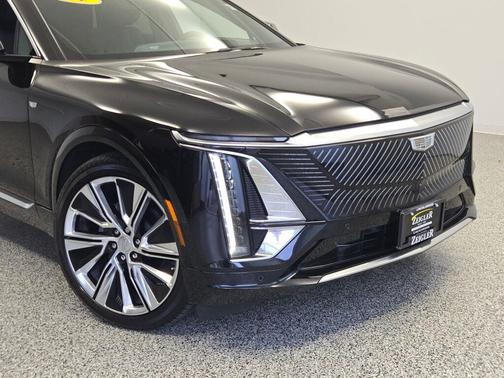 2024 Cadillac LYRIQ Luxury