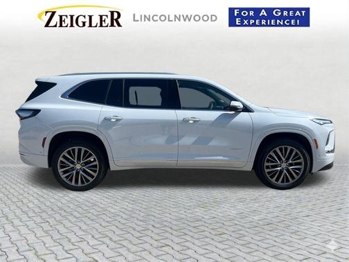iridescent white tricoat 2026 Buick Enclave Avenir FWD