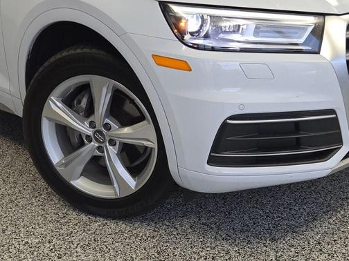 2020 Audi Q5 45 Premium
