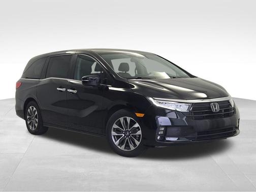 Crystal Black Pearl 2023 Honda Odyssey EX-L