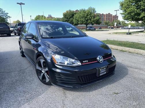 2017 Volkswagen Golf GTI 2.0T S 4-Door