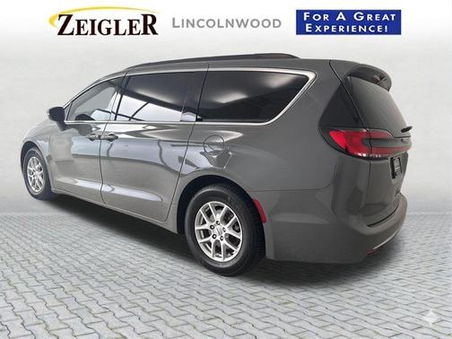 Ceramic Gray Clearcoat 2022 Chrysler Pacifica Touring L