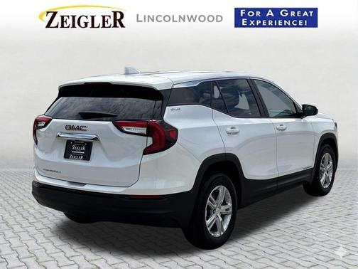 Summit White 2023 GMC Terrain SLE