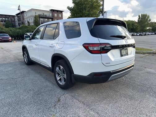 2023 Honda Pilot AWD EX-L 7 Passenger