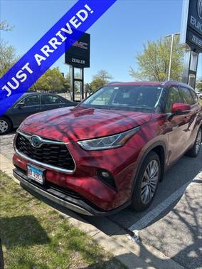 2021 Toyota Highlander Hybrid Platinum