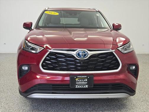 2021 Toyota Highlander Hybrid Platinum