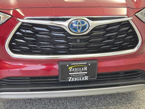 2021 Toyota Highlander Hybrid Platinum