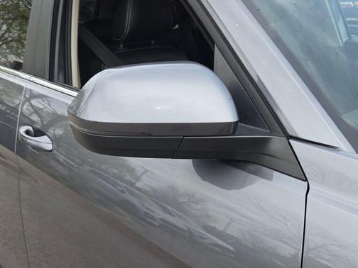 2023 Volkswagen Atlas 3.6L SE w/Technology