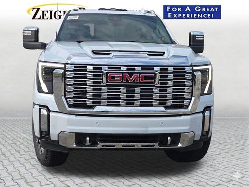 Glacier White Tricoat 2026 GMC Sierra 3500 Denali