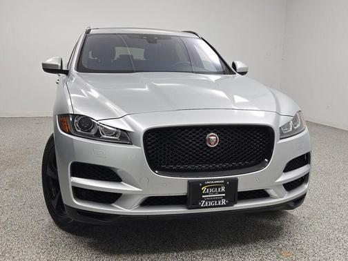 2019 Jaguar F-PACE 25t Premium