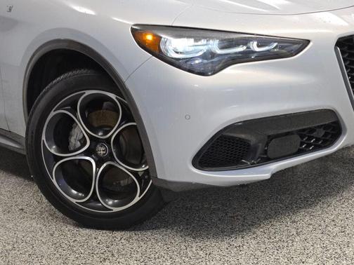 2024 Alfa Romeo Stelvio Ti