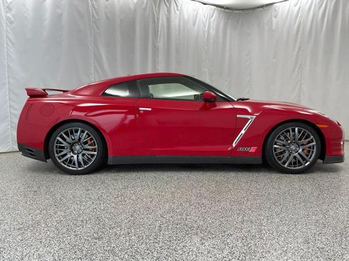 Solid Red 2016 Nissan GT-R Premium