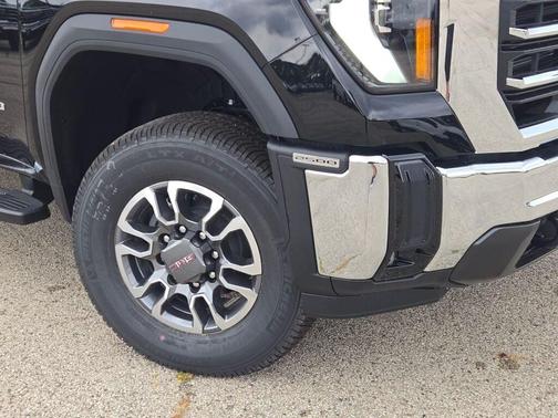 2026 GMC Sierra 2500 SLT