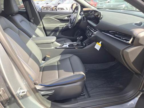 2025 Buick Envista Sport Touring FWD