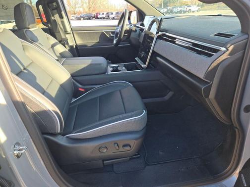 Thunderstorm Gray 2026 GMC Sierra EV Extended Range Elevation