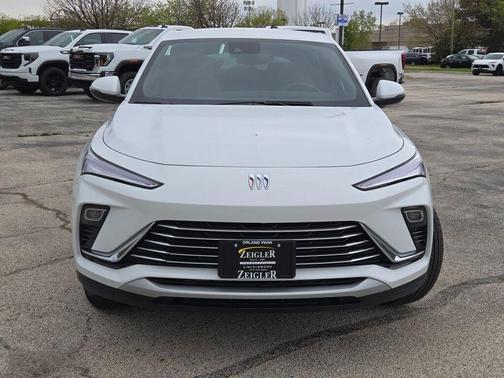 Summit White 2026 Buick Envista Preferred FWD