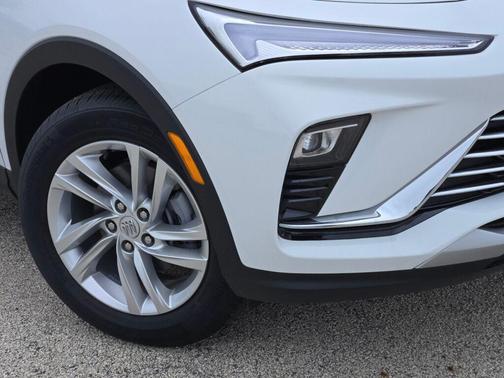 Summit White 2026 Buick Envista Preferred FWD