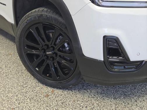 2023 GMC Acadia FWD SLE