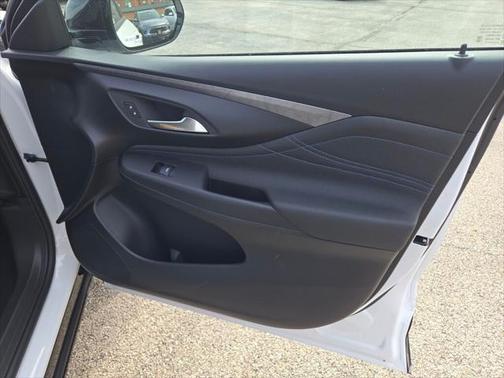 2025 Buick Envista Sport Touring FWD