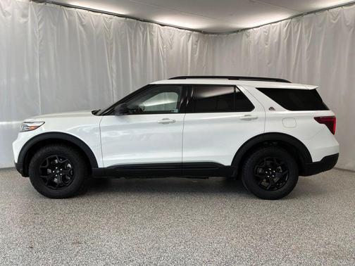 Star White Metallic Tri-Coat 2021 Ford Explorer Timberline