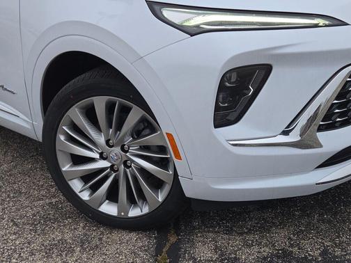 Iridescent White Tricoat 2026 Buick Envision Avenir AWD