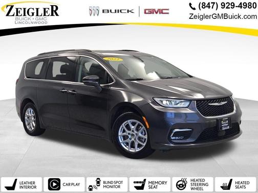 2022 Chrysler Pacifica Touring L