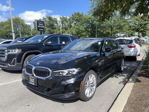 2024 BMW 330e Base