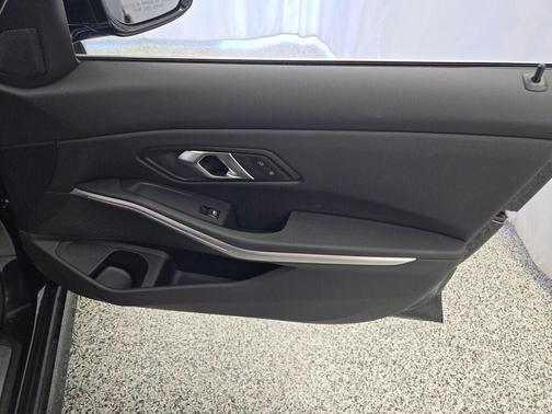 2024 BMW 330e Base