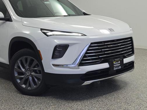 summit white 2026 Buick Enclave Preferred