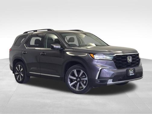 Modern Steel Metallic 2025 Honda Pilot Touring 8-Passenger