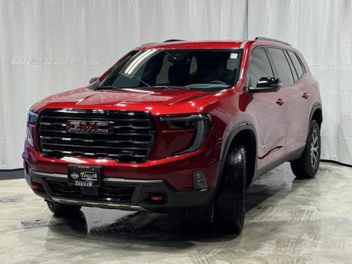 2024 GMC Acadia AWD AT4