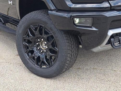 2025 GMC HUMMER EV SUV 2X