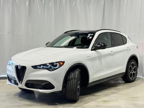 2024 Alfa Romeo Stelvio Veloce AWD