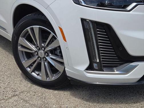 2022 Cadillac XT6 Premium Luxury AWD