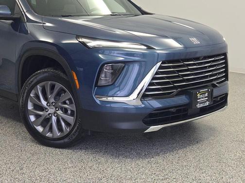 ocean blue metallic 2026 Buick Enclave Preferred