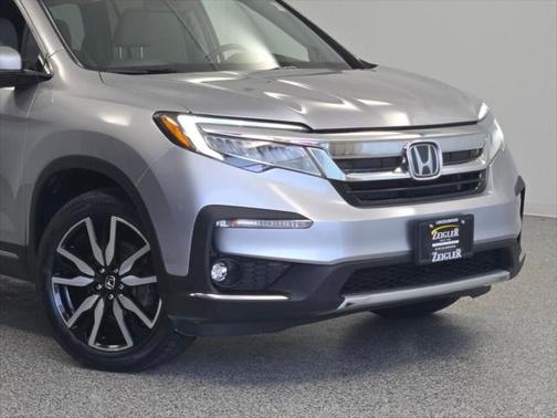 2022 Honda Pilot Touring 8-Passenger
