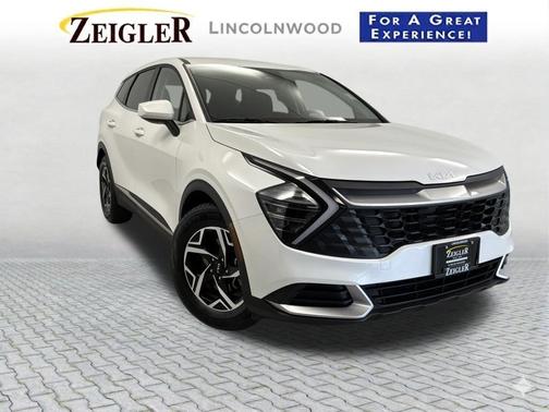Snow White Pearl 2024 Kia Sportage LX