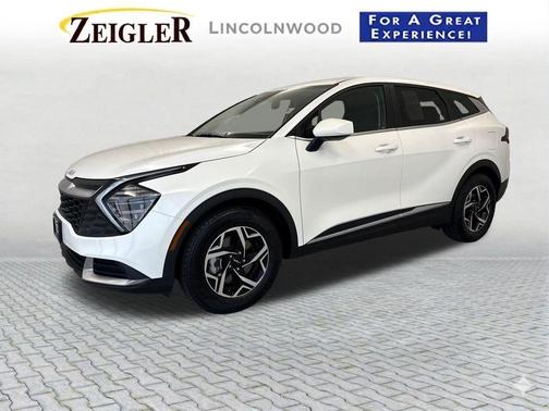 Snow White Pearl 2024 Kia Sportage LX