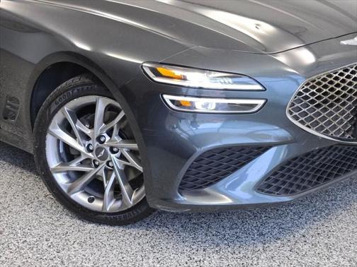 2022 Genesis G70 2.0T AWD