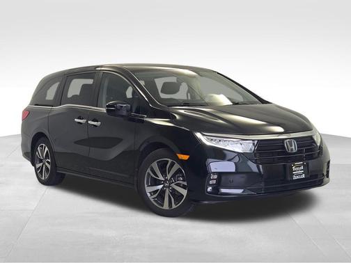 Crystal Black Pearl 2023 Honda Odyssey Touring