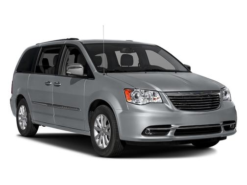 2016 Chrysler Town & Country Limited Platinum