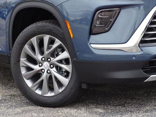 2025 Buick Enclave Preferred FWD