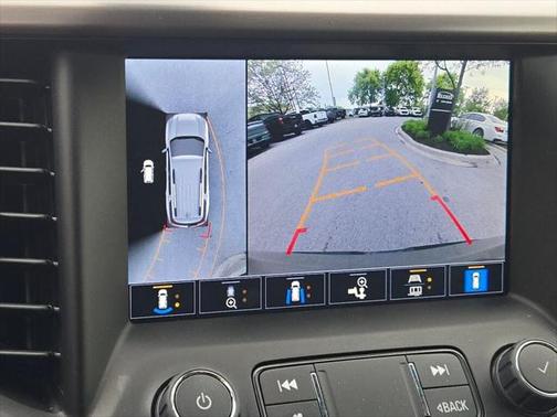 2023 GMC Acadia AWD AT4