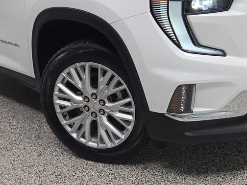 2024 GMC Acadia AWD Elevation