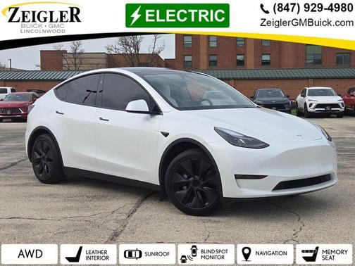 Pearl White Multi-Coat 2025 Tesla Model Y Long Range Dual Motor All-Wheel Drive