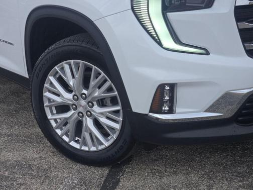 Summit White 2024 GMC Acadia AWD Elevation