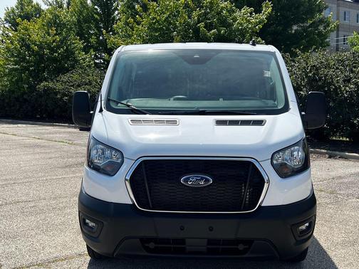 OXFORD WHITE 2025 Ford Transit-250 Base