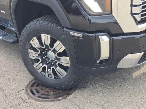 Onyx Black 2026 GMC Sierra 2500 Denali